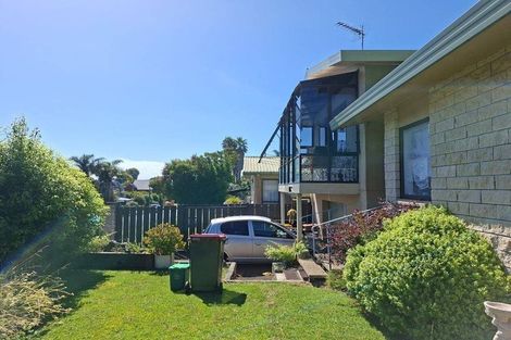 Photo of property in 16a Ruamoana Place, Omokoroa, 3114