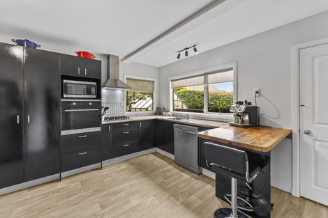 Photo of property in 6 Bentley Street, Russley, Christchurch, 8042