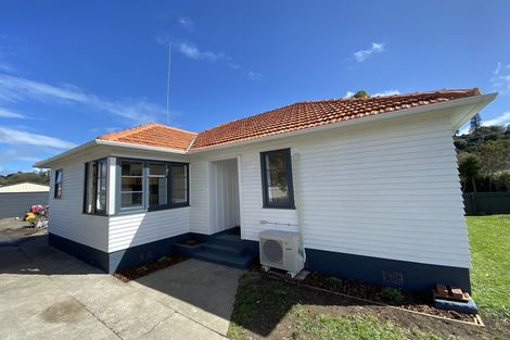 Photo of property in 70 Peat Place, Whanganui, 4500