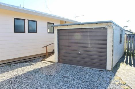 Photo of property in 53c Hartford Avenue, Papamoa Beach, Papamoa, 3118