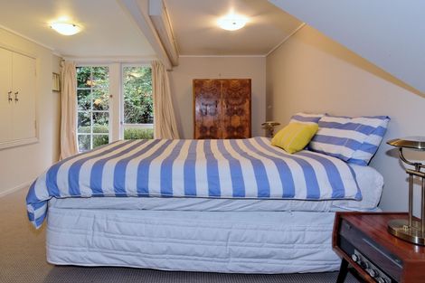 Photo of property in 199 Scenic Drive, Titirangi, Auckland, 0604