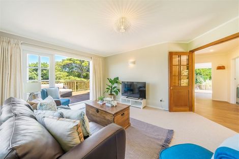 Photo of property in 11 Reserve Road, Plimmerton, Porirua, 5026