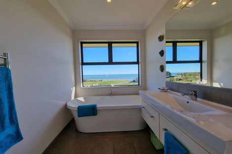 Photo of property in 109c Hanmer Terrace, Rutherglen, Greymouth, 7805