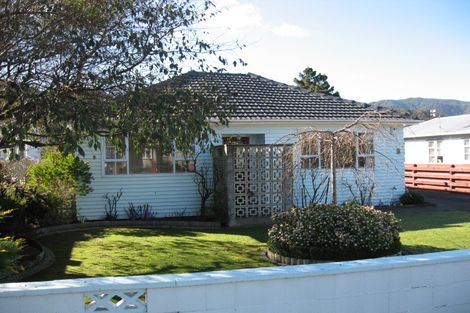 Photo of property in 76 Hyde Street, Wainuiomata, Lower Hutt, 5014