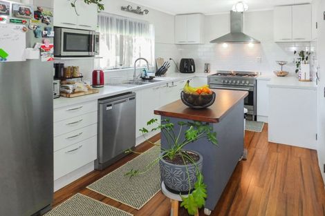 Photo of property in 32 Russell Street, Foxton, 4814