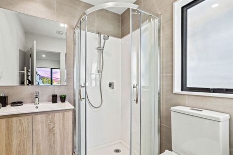 Photo of property in 1/36 Westgate Drive, Westgate, Auckland, 0614