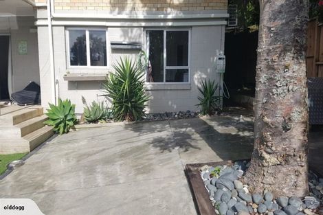Photo of property in 108 Mellons Bay Road, Mellons Bay, Auckland, 2014