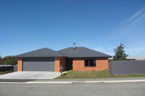 Photo of property in 2 Windsor Street, Marchwiel, Timaru, 7910