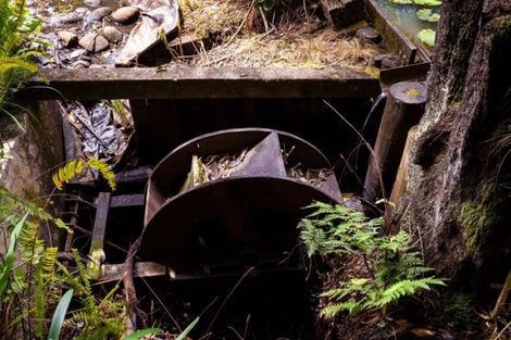 Photo of property in 73c Heta Road, Highlands Park, New Plymouth, 4312