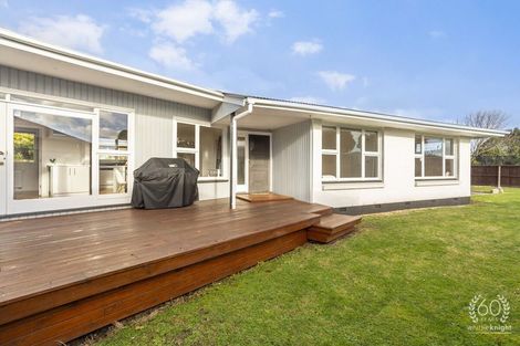 Photo of property in 14 Yeovil Place, St Albans, Christchurch, 8052