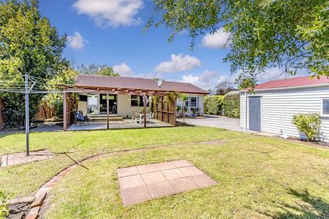 Photo of property in 30 Clivedon Place, Redwood, Christchurch, 8051