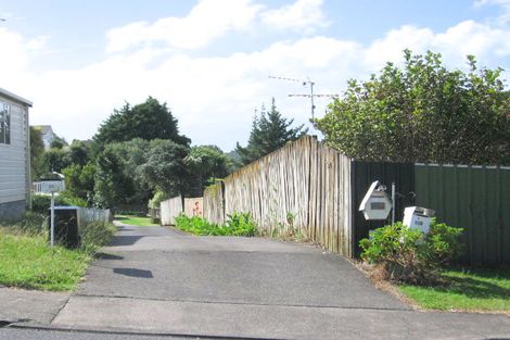 Photo of property in 35 Pisces Road, Glen Eden, Auckland, 0602