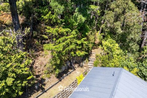 Photo of property in 96 Kamahi Street, Stokes Valley, Lower Hutt, 5019