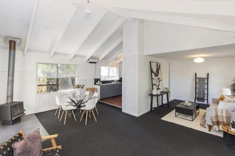 Photo of property in 22 Larnach Street, Waimairi Beach, Christchurch, 8083