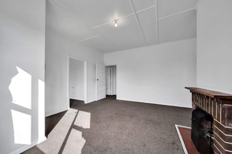 Photo of property in 12 Clive Street, Hawera, 4610