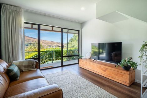 Photo of property in Goldridge Apartments, 9/43 Goldridge Way, Queenstown, 9300