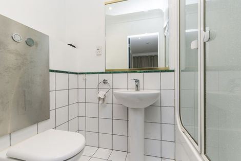 Photo of property in Vicino Apartments, 25/33 Taranaki Street, Te Aro, Wellington, 6011