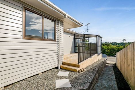 Photo of property in 115 Mangorei Road, Merrilands, New Plymouth, 4312