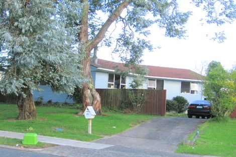 Photo of property in 17 Zelda Avenue, Clover Park, Auckland, 2023