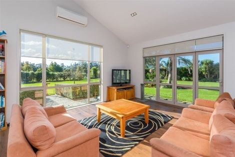 Photo of property in 45 Waitotara Drive, Waipapa, 0230