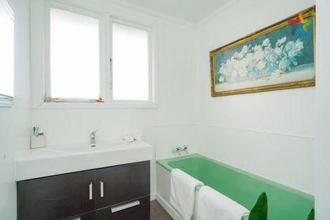 Photo of property in 39 Eglinton Street, Winton, 9720