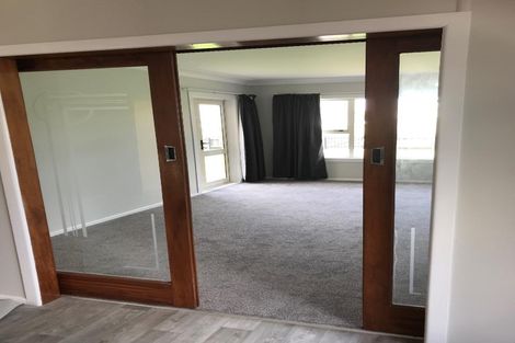 Photo of property in 21 Wellington Street, Pukekohe, 2120