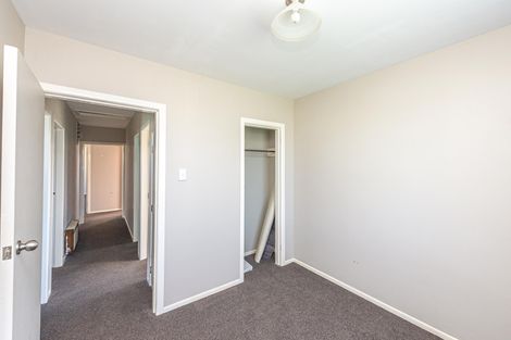 Photo of property in 2 Kotuku Street, Castlecliff, Whanganui, 4501