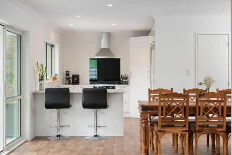 Photo of property in 16 Antrim Glade, Welcome Bay, Tauranga, 3175