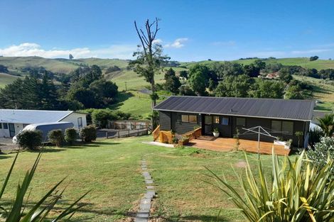 Photo of property in 7 Harrys Place, Kawakawa, 0210