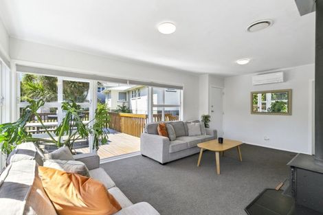 Photo of property in 23 Lynda Avenue, Paparangi, Wellington, 6037