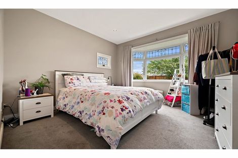 Photo of property in 6 Mortlake Street, Islington, Christchurch, 8042