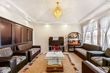 Photo of property in 44 Fisher Crescent, Otara, Auckland, 2023