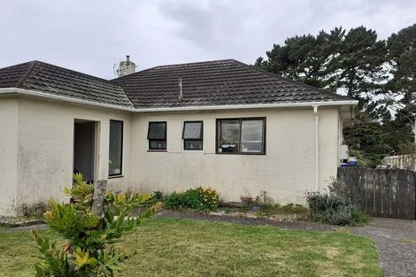 Photo of property in 21 Wrantage Street, Westown, New Plymouth, 4310