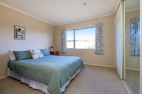 Photo of property in 12 Pinotage Drive, Greenmeadows, Napier, 4112