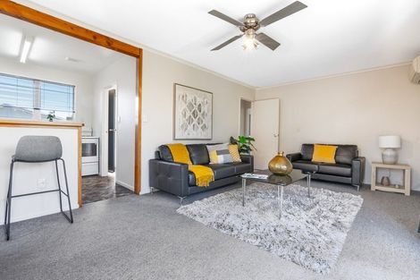 Photo of property in 2/55 Oakhampton Street, Hornby, Christchurch, 8042