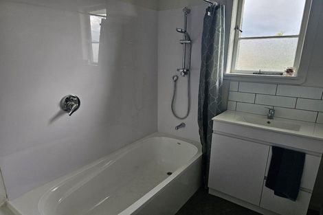 Photo of property in 1a Whimp Avenue, Onerahi, Whangarei, 0110