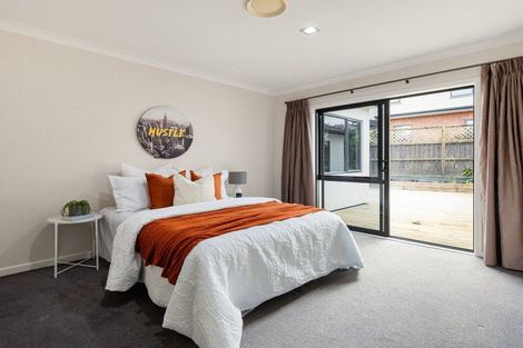 Photo of property in 30 Sandwich Road, St Andrews, Hamilton, 3200