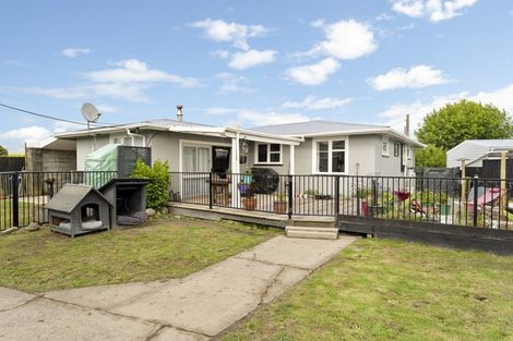 Photo of property in 16 Totara Street, Otaki, 5512