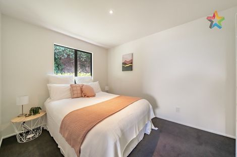 Photo of property in 18 Korokoro Road, Korokoro, Lower Hutt, 5012