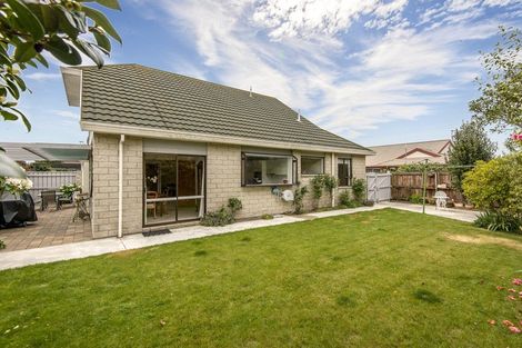 Photo of property in 21a Juniper Place, Burnside, Christchurch, 8053