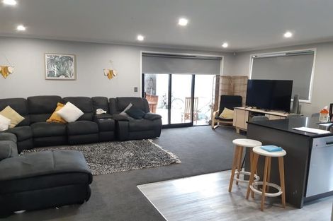 Photo of property in 46 Harriet Johnston Drive, Pokeno, 2402