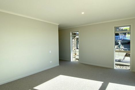 Photo of property in 28 Oyster Place, Omokoroa, 3114
