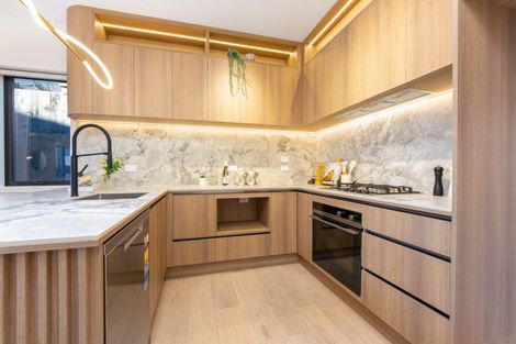 Photo of property in 4b Lyford Crescent, Sunnynook, Auckland, 0620