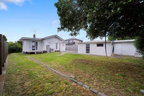 Photo of property in 7 Patience Way, Massey, Auckland, 0614