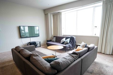 Photo of property in Stadium Garden Flats, 203/107 Thorndon Quay, Pipitea, Wellington, 6011