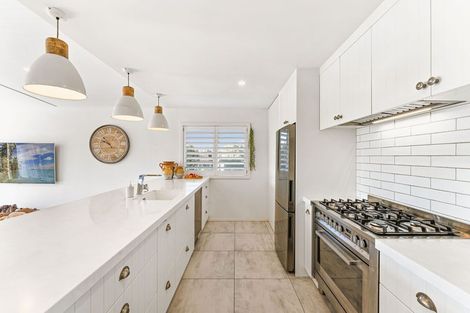 Photo of property in 16 Sutherland Avenue, Mount Maunganui, 3116