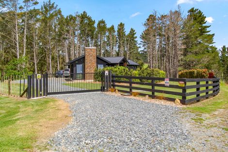 Photo of property in 1 Gumtree Way, Kaiwaka, 0573