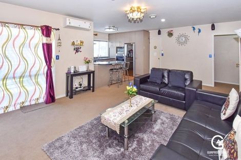 Photo of property in 2/94 Pah Road, Papatoetoe, Auckland, 2025