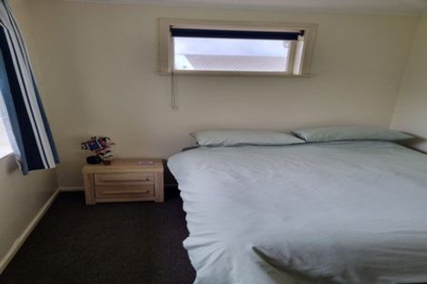 Photo of property in 2/264a Fergusson Drive, Heretaunga, Upper Hutt, 5018