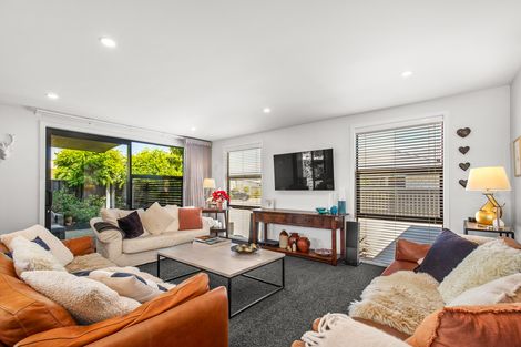 Photo of property in 12 Walker Place, Alexandra, 9320